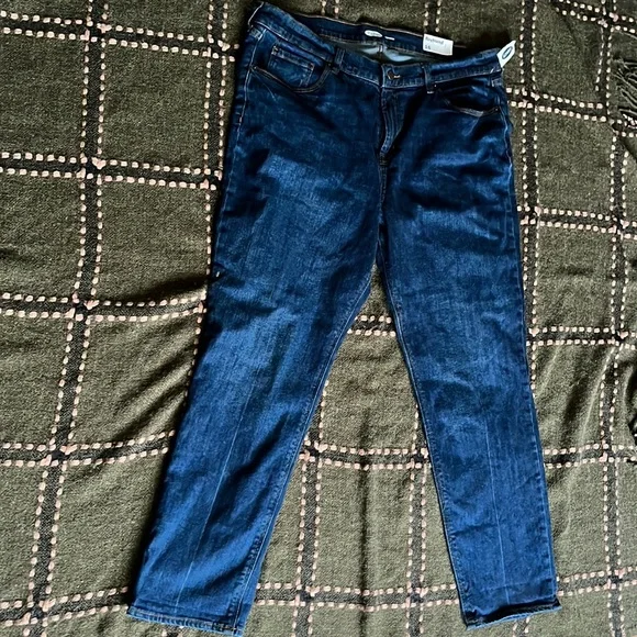 Old Navy boyfriend jeans 👖 - Picture 2 of 10